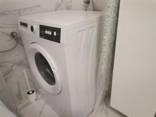 אתונה S & K Apartment Free Indoor Parking מראה חיצוני תמונה